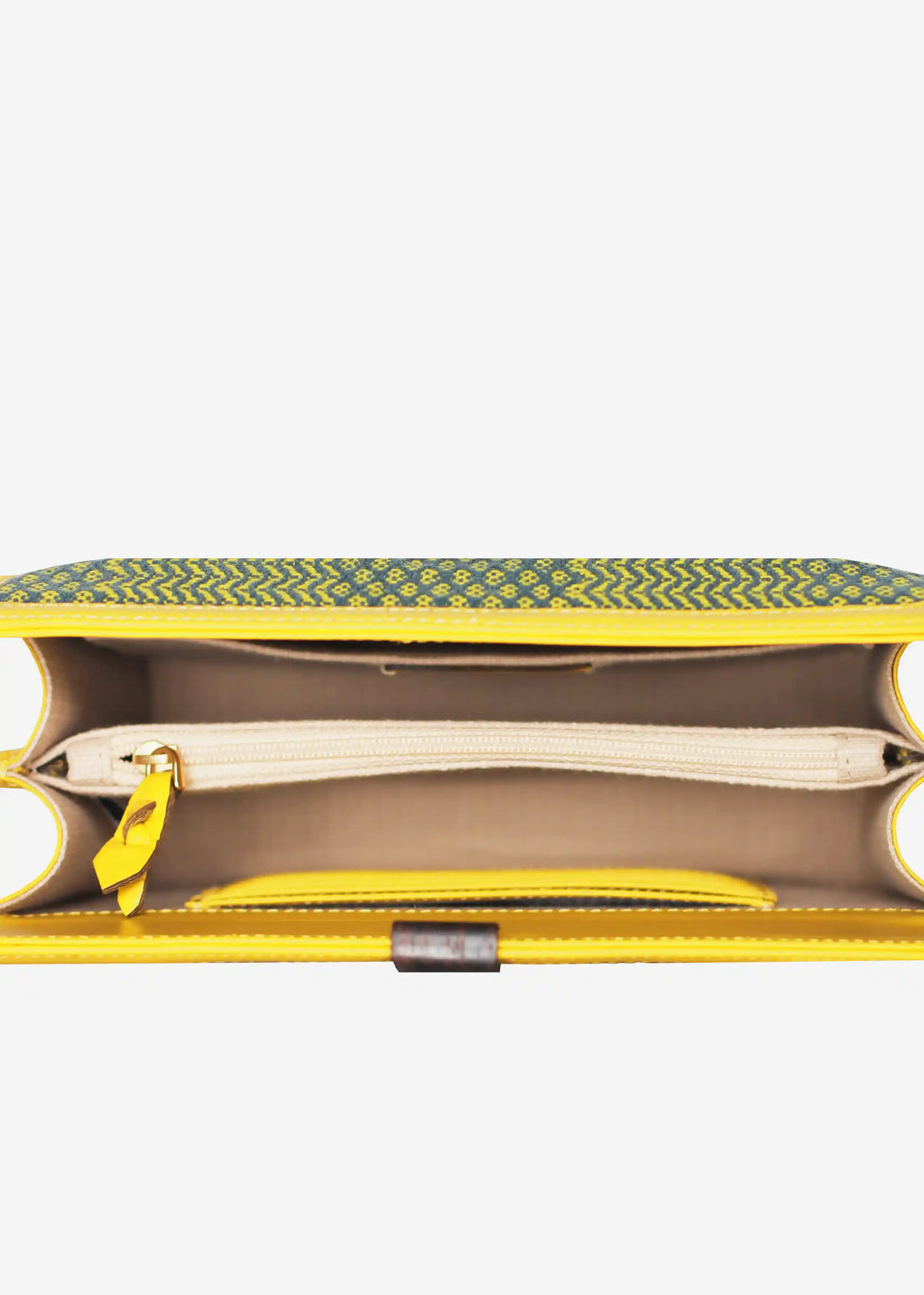 Zürich Dream Green Mango bag interior showing 6-slot card panel, zipper pocket and open side pocket
