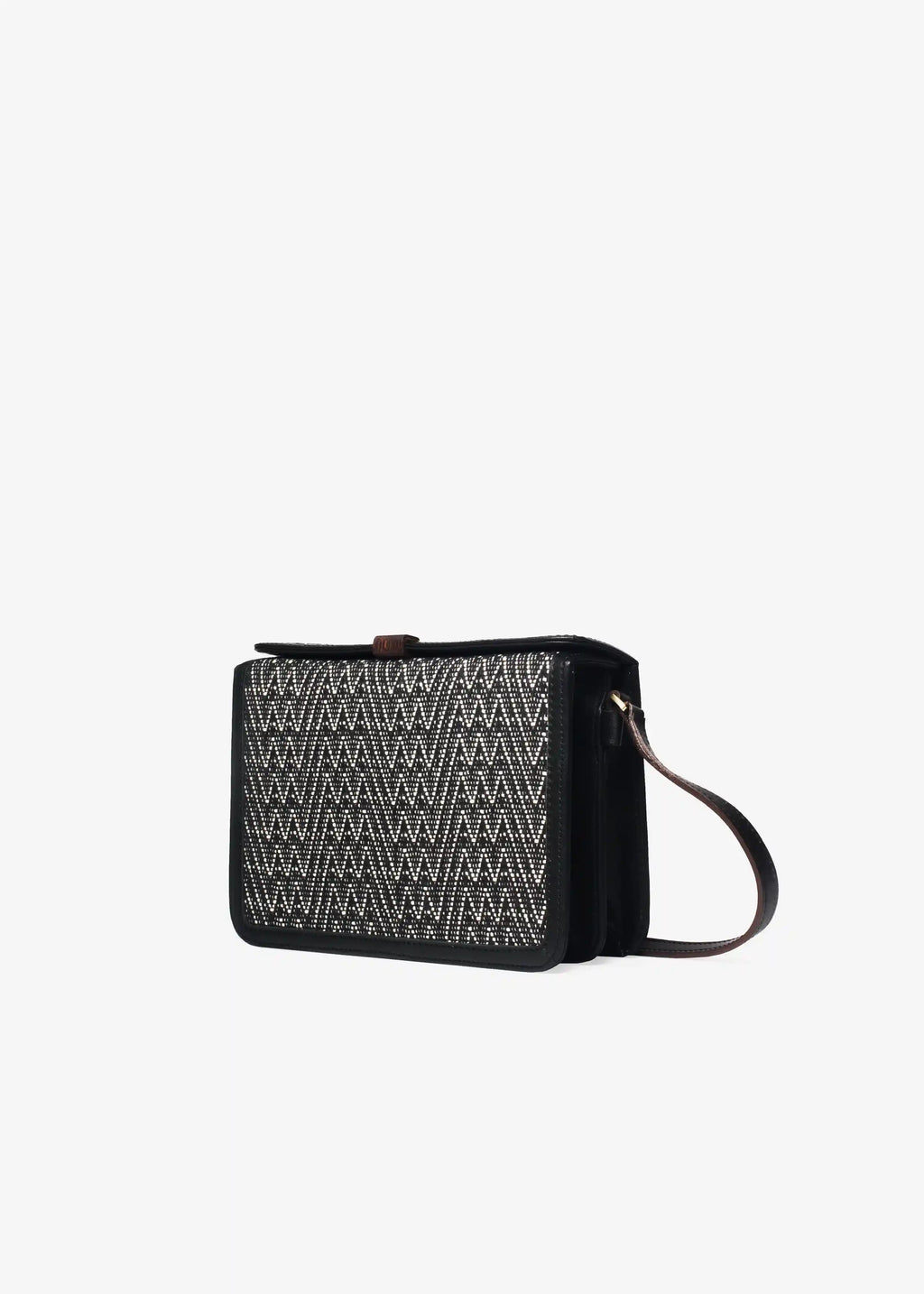 Zürich Peak Noir crossbody bag perspective 3/4 view — handwoven cotton weave with black nappa leather trim